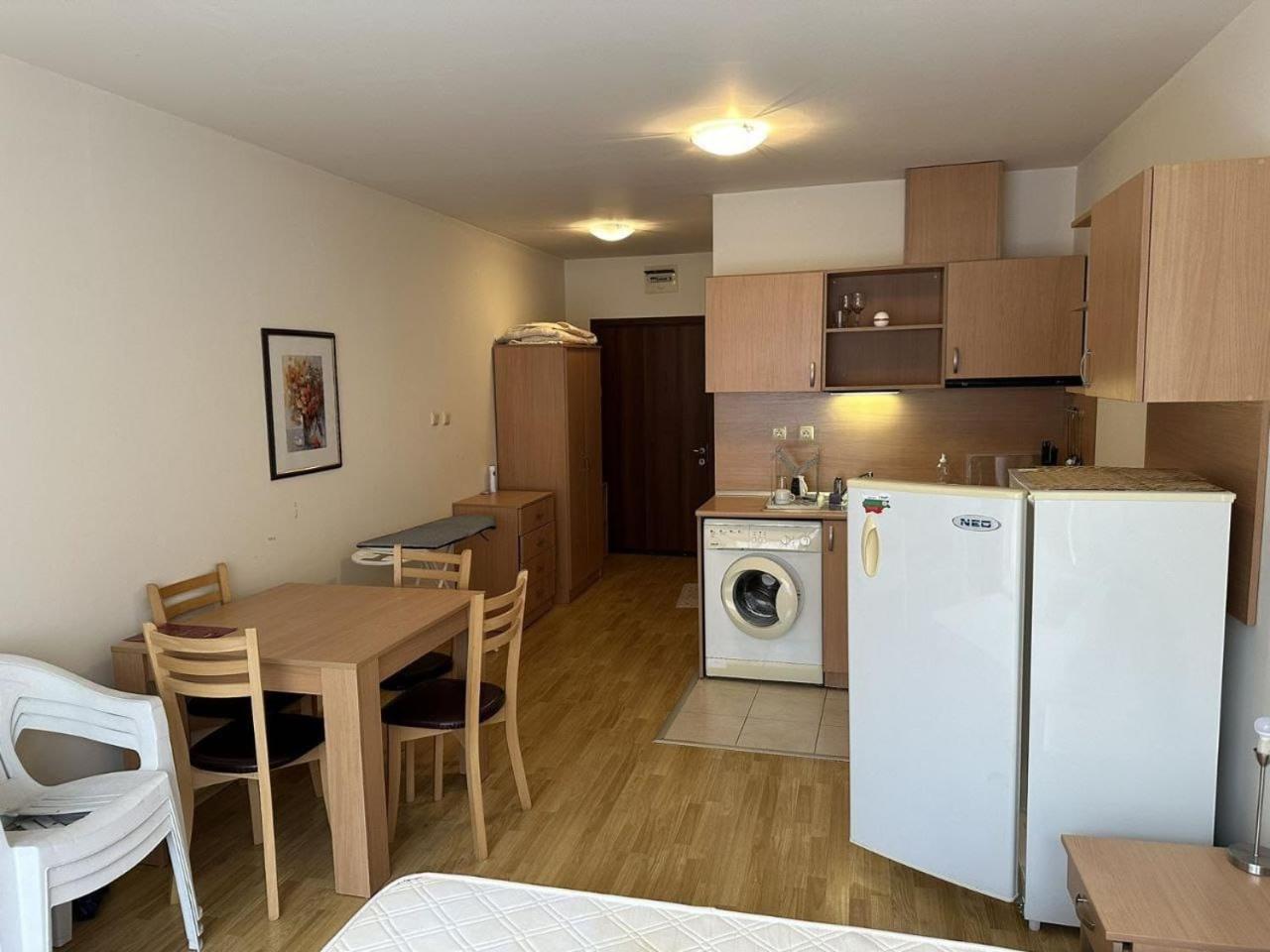 Alexandr Apartments Vigo เนเซบาร์ ภายนอก รูปภาพ
