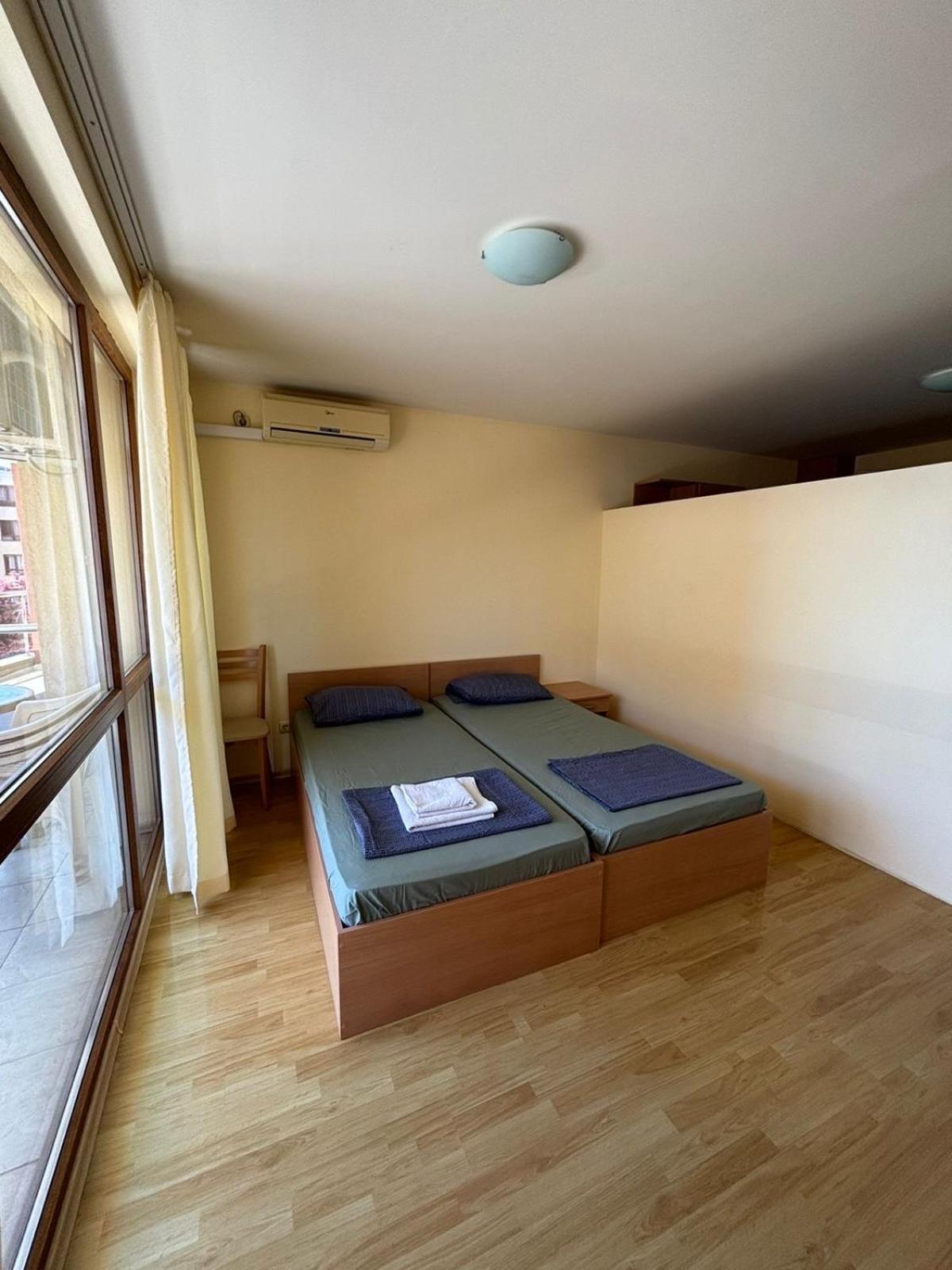 Alexandr Apartments Vigo เนเซบาร์ ภายนอก รูปภาพ