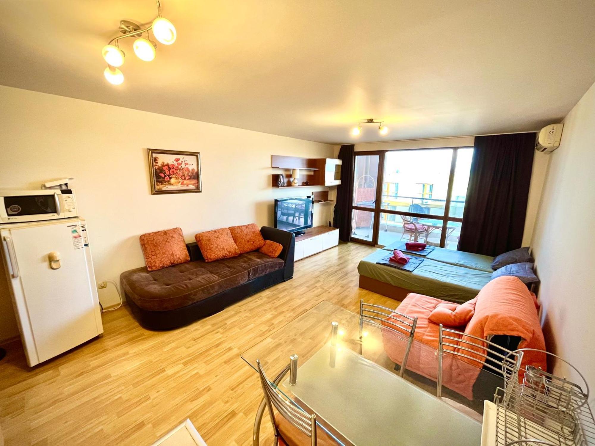 Alexandr Apartments Vigo เนเซบาร์ ภายนอก รูปภาพ